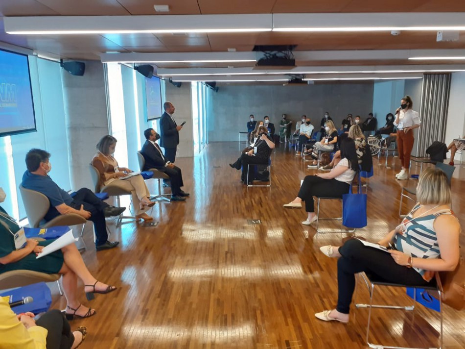 Secretária de Desenvolvimento Social participa de visita técnica à Brasília com a Fecam