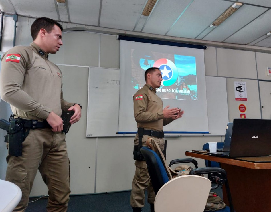 PM inicia série de instruções para operadores e funcionários dos terminais urbanos de Blumenau