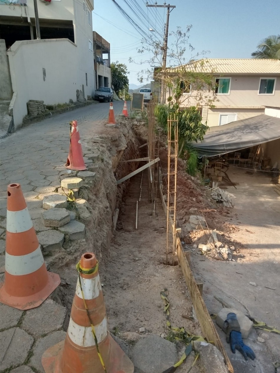 Seurb realizará manutenção em muro de contenção na Rua Lauro Zomer 