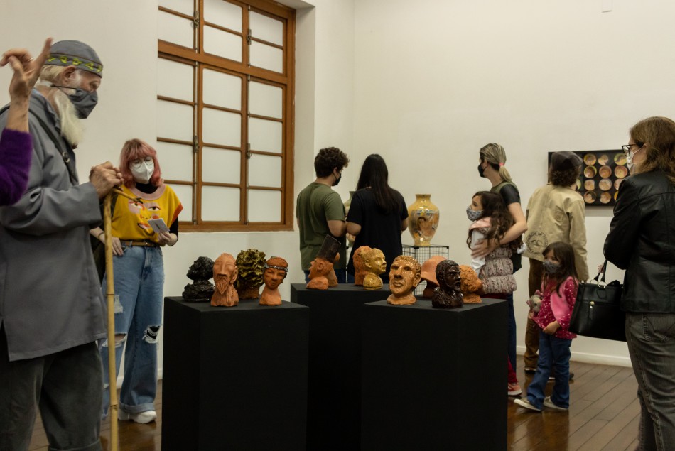 2ª Temporada de Exposições do MAB reúne obras de quatro mulheres