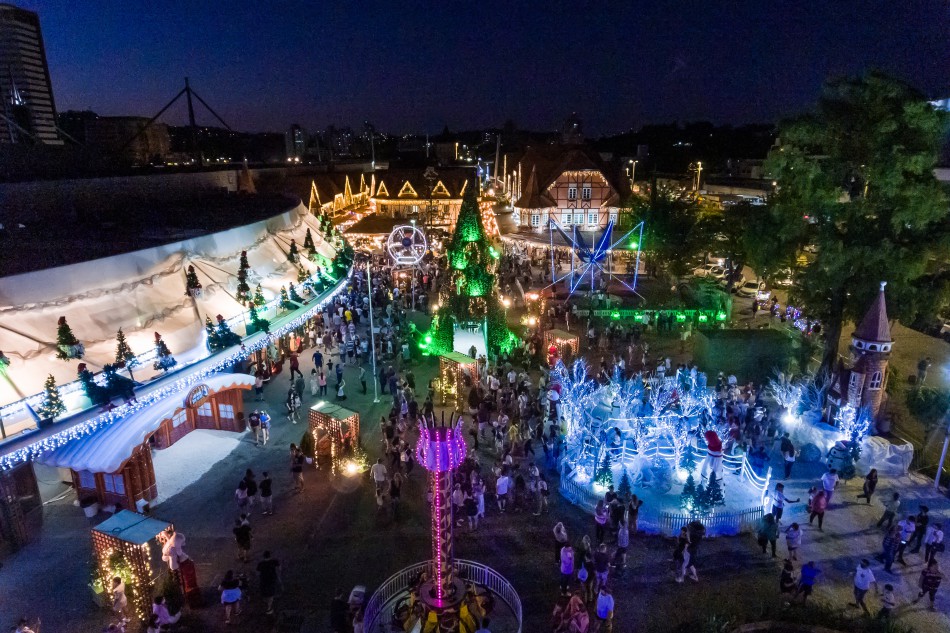 Sucesso absoluto em 2021, edição de 2022 do Natal em Blumenau terá a maior área coberta com temática natalina do Brasil