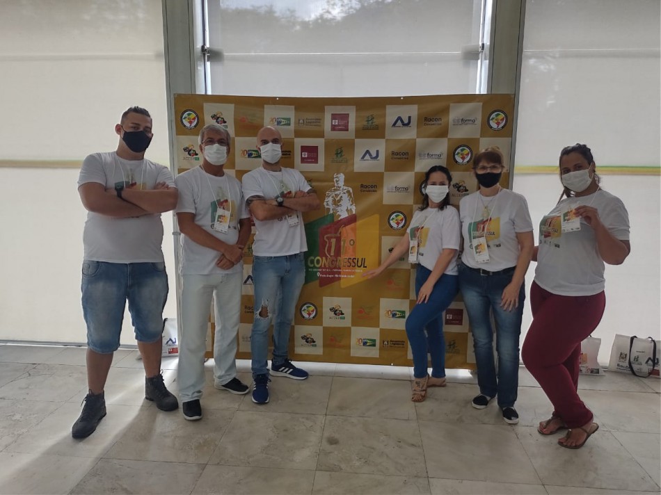 Conselheiros tutelares de Blumenau participam de Congresso Sul Brasileiro