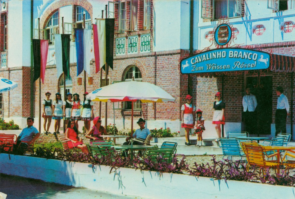 Memória Digital: Restaurante Cavalinho Branco