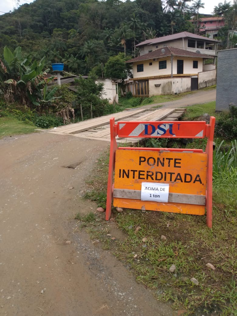 Ponte na Rua Rosemari Labes receberá manutenção 