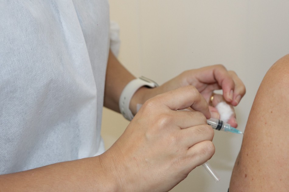 Doses da vacina Pfizer se esgotam em Blumenau