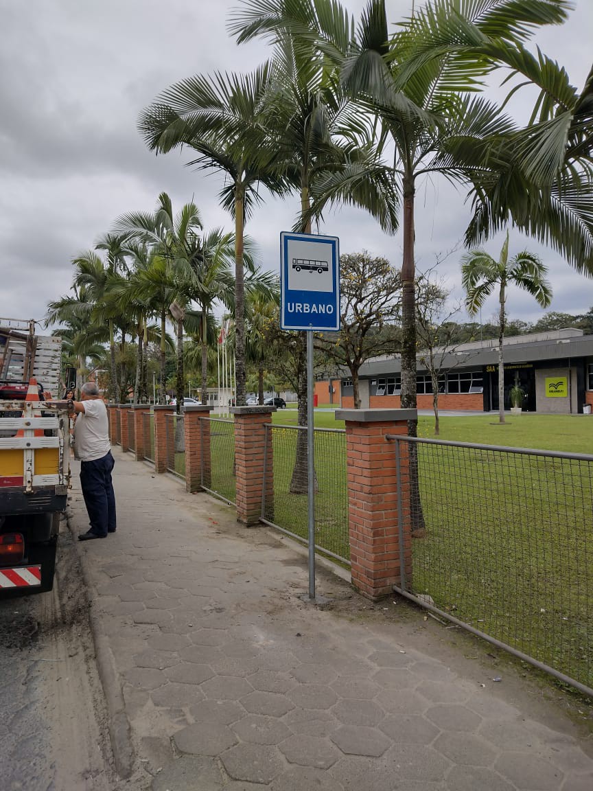 Três pontos de ônibus serão substituídos na Região Norte de Blumenau