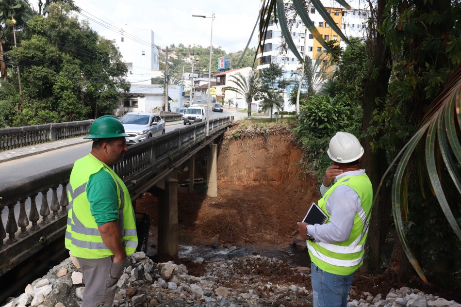 Prefeitura inicia construção das pontes nas ruas Paraíba e 7 de Setembro 