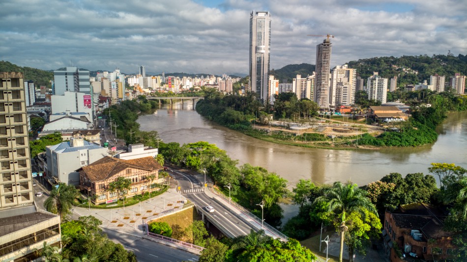 Pesquisa vai identificar satisfação e perfil dos turistas que visitam Blumenau