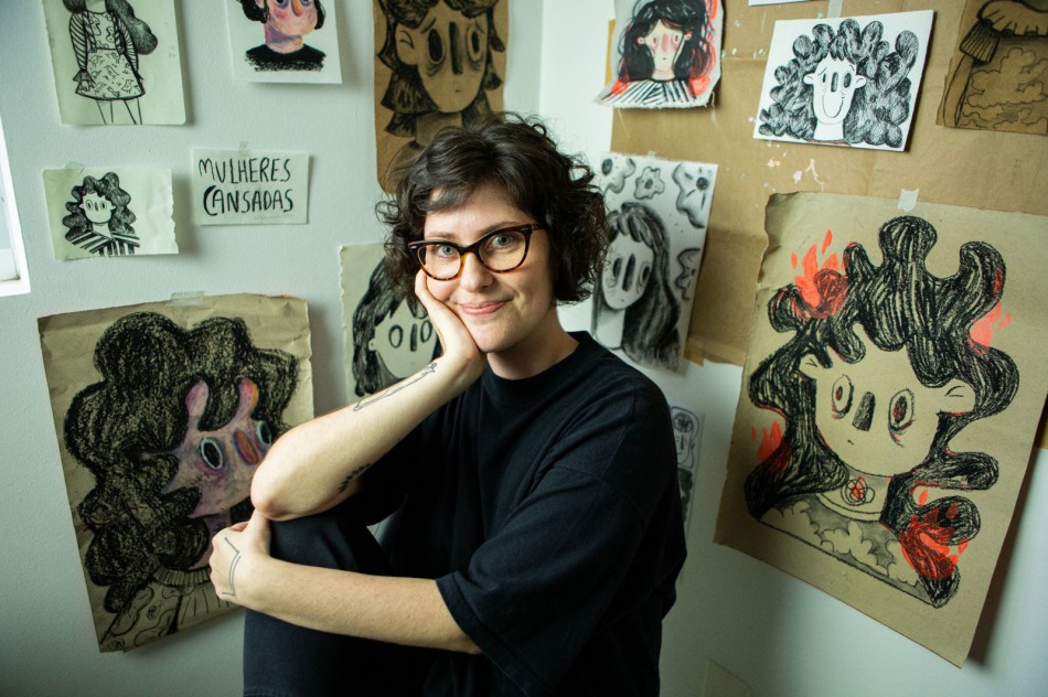 Débora Anacleto chega ao MAB com a exposição 'Mulheres Cansadas'