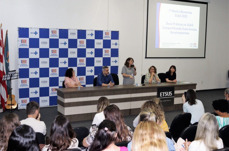 Blumenau realiza a 1ª Mostra de Boas Práticas no Suas
