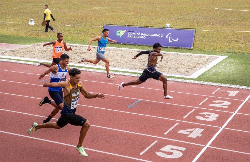 Participação de Blumenau no Mundial de Atletismo Paralímpico tem cobertura especial direto de Paris