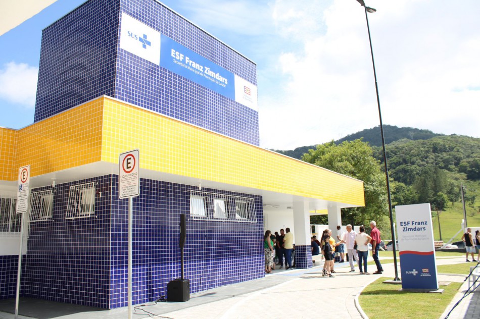 Blumenau entrega nova estrutura da ESF Franz Zimdars
