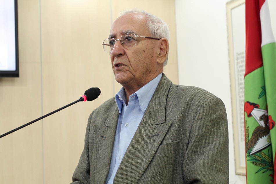 Prefeitura de Blumenau decreta luto oficial de três dias pela morte de Alfredo Scottini