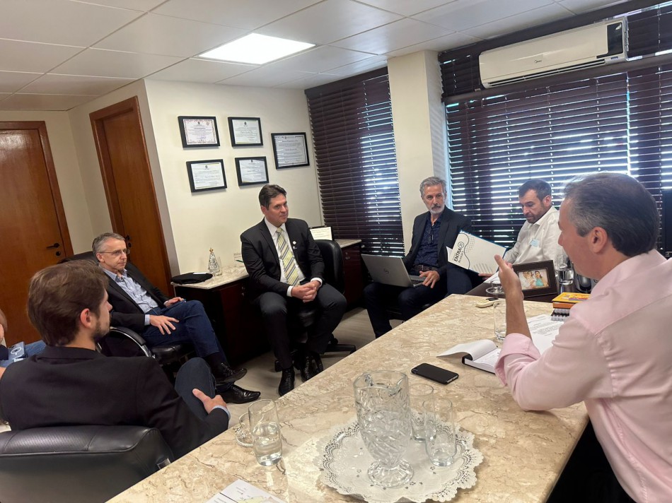 Mário Hildebrandt cumpre agendas em Florianópolis em busca de recursos para o Corredor Norte e Programa Entra21