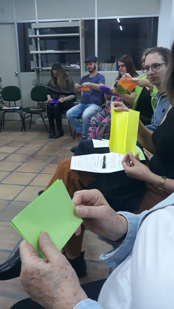 Projeto Contos e Encontros do mês retratou o 'amor'