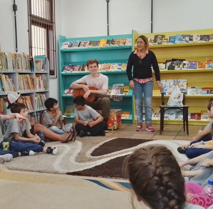 Biblioteca promove ação de leitura com musicalidade