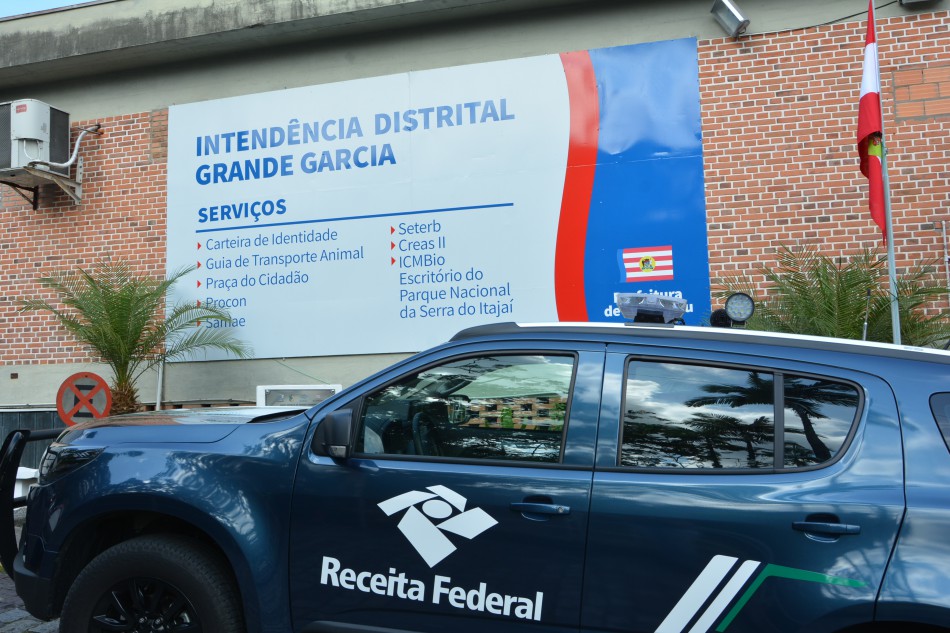 População do Distrito do Garcia é contemplada com posto de atendimento da Receita Federal