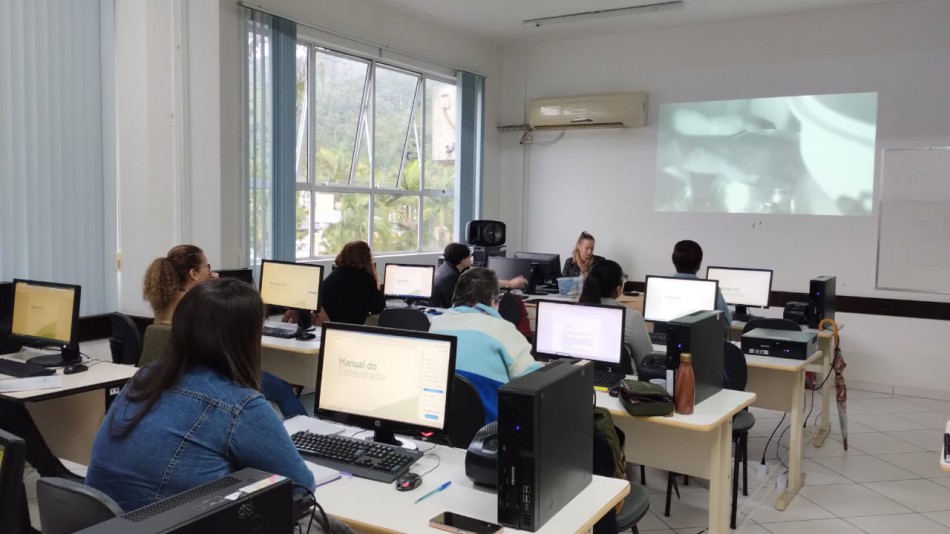 Secretaria de Desenvolvimento Social capacita novos entrevistadores do Cadastro Único
