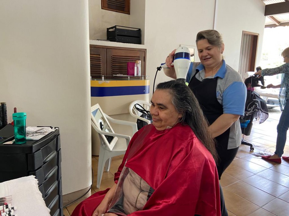Cras V realiza dia de beleza para as mulheres atendidas