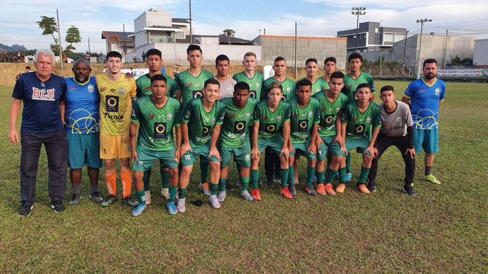 Futebol masculino de Blumenau se classifica para a fase regional dos Joguinhos Abertos
