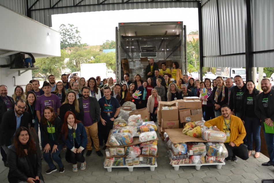 Prefeitura recebe cerca de 9 toneladas de alimentos de cooperativas