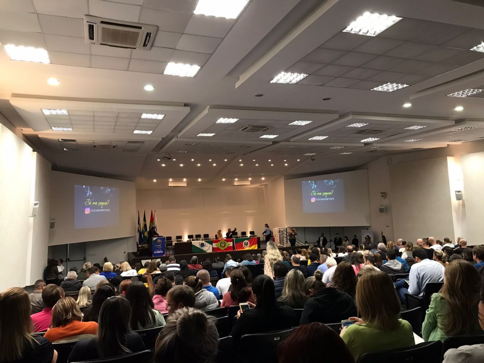 Conselheiros tutelares de Blumenau participam de Congresso Sul Brasileiro