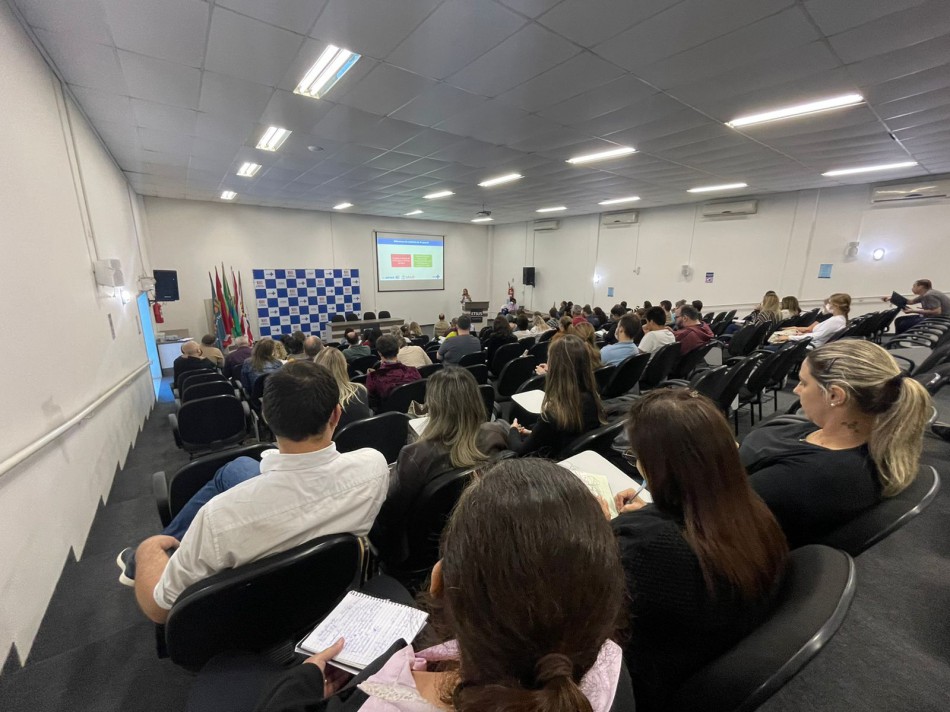 Secretaria de Promoção da Saúde retoma calendário de capacitações permanentes das unidades de saúde de Blumenau