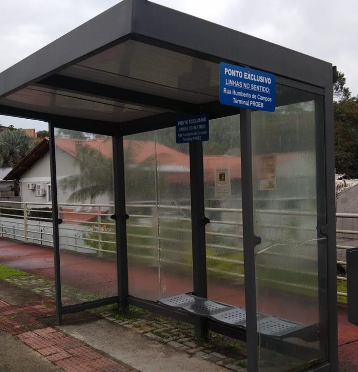 Pontos de ônibus têm paradas exclusivas nas ruas General Osório e Tóquio