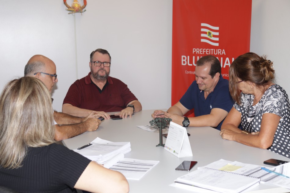 Controladoria recebe Osblu para agenda permanente