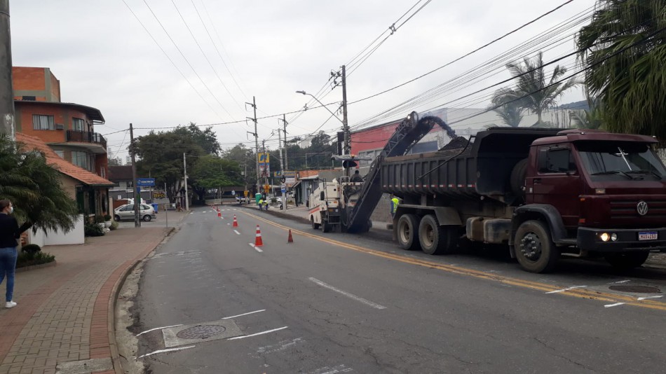 Prefeitura realiza pavimentação asfáltica no segundo trecho da Rua João Pessoa a partir desta quarta-feira