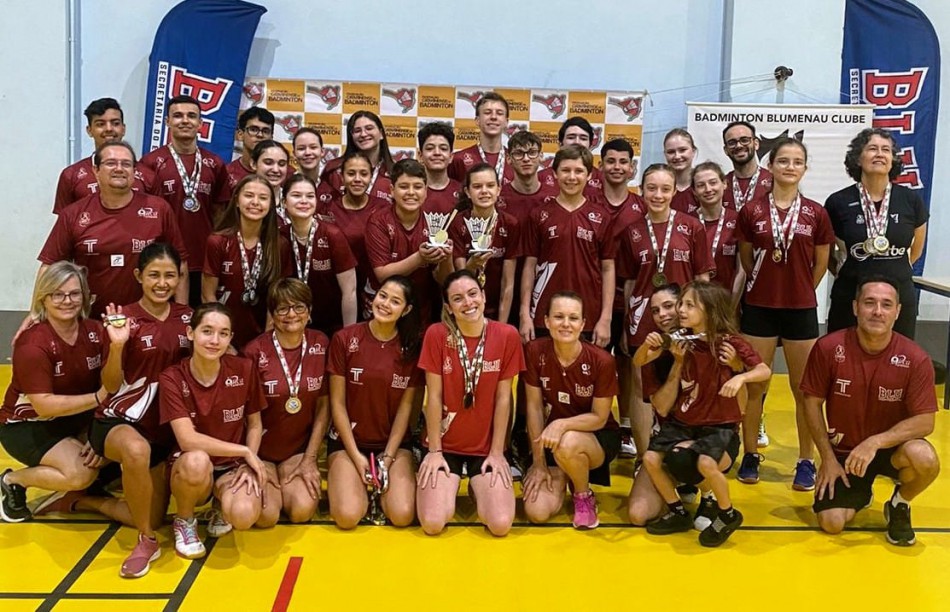 Badminton de Blumenau conquista 87 medalhas na 4ª Etapa do Estadual