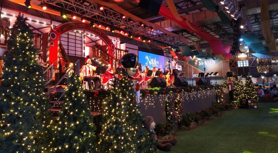 Banda Noel prepara ensaio público em frente ao Mausoléu Dr. Blumenau