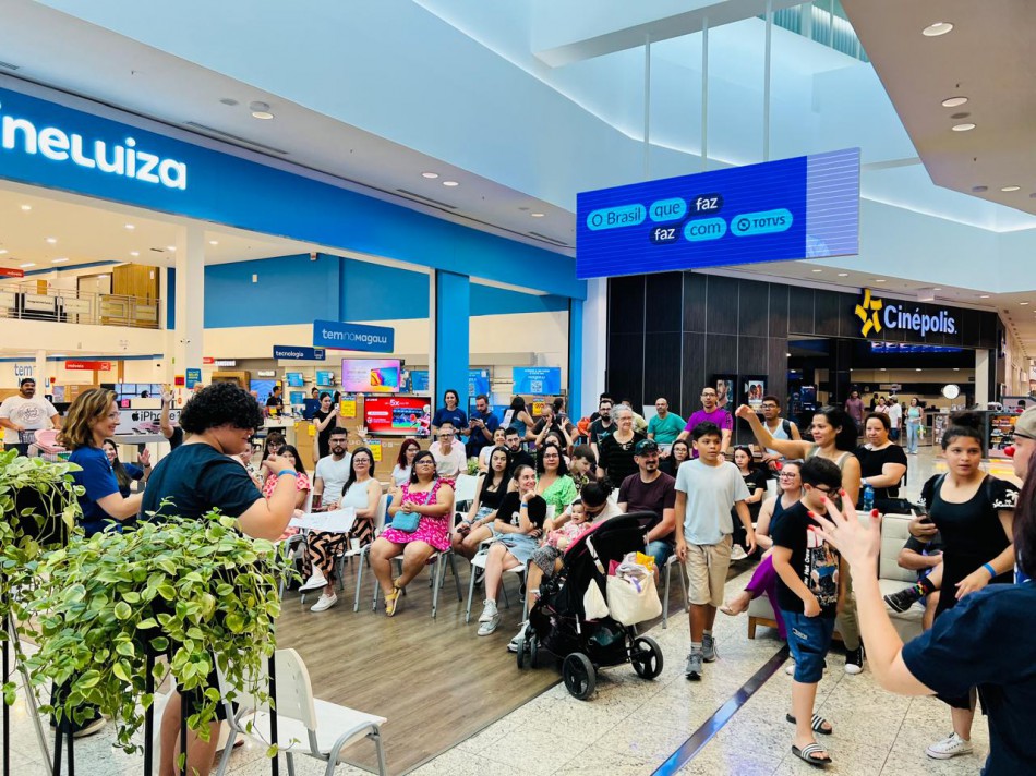 Café com Libras promove inclusão neste sábado, dia 20, no Norte Shopping