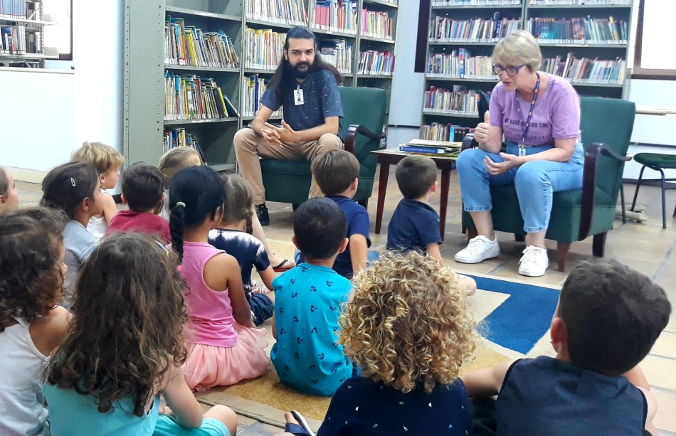 Hora da Leitura recebe alunos do CEI Anton Max