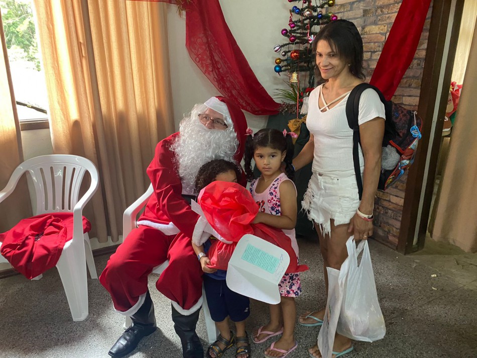 Cras II da região Garcia realiza Festa de Natal para mais de 200 pessoas