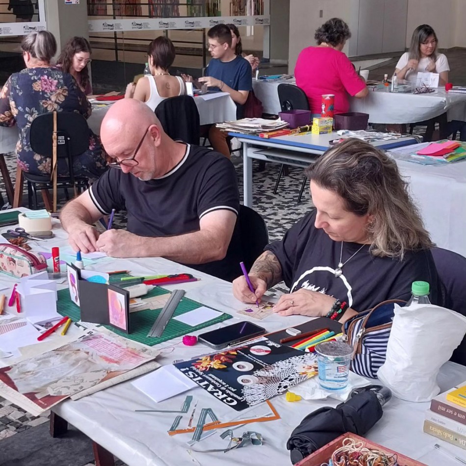 Oficina Itinerante Livro de Artista encerra ciclo estadual no MAB