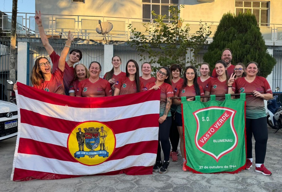 Blumenau disputa título da Taça Ouro de Bolão 16 feminino neste fim de semana