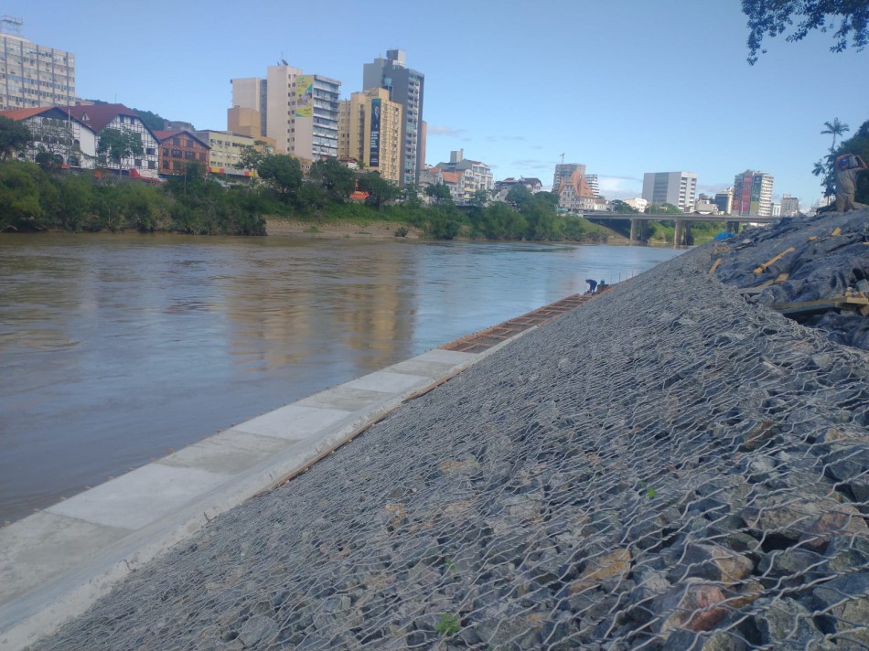 Evoluem os trabalhos para revitalização da Margem Esquerda em Blumenau