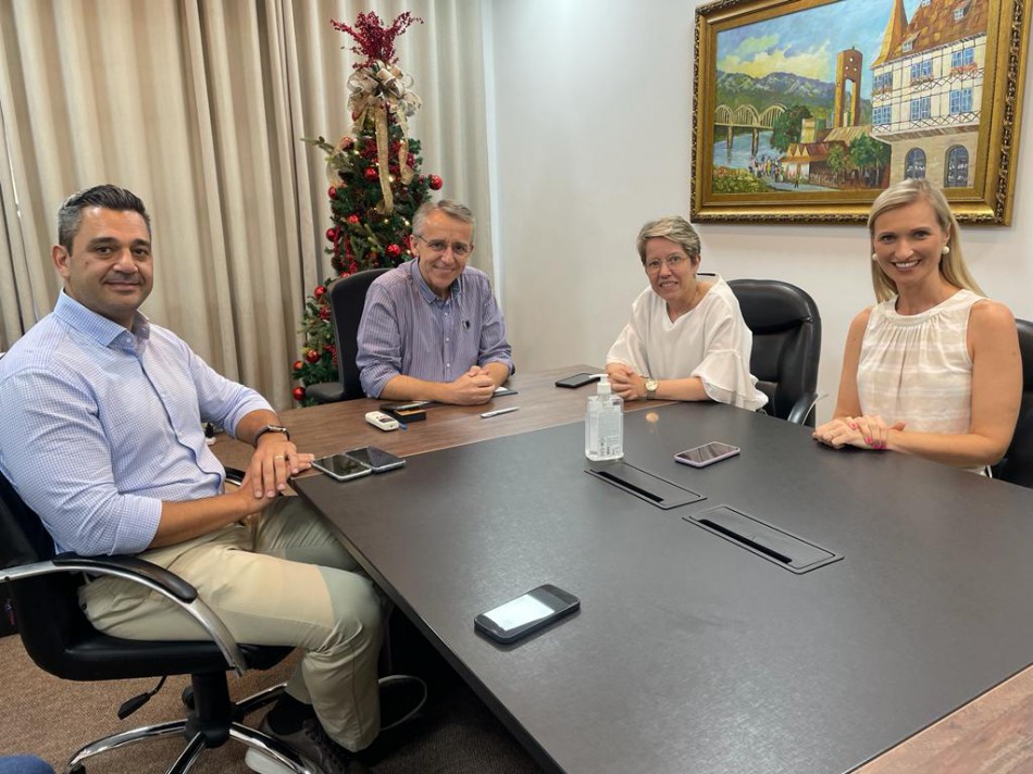 Alexandre Matias assumirá a Secretaria Municipal de Educação