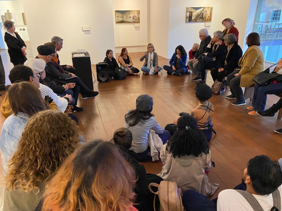 2ª Temporada de Exposições do MAB encerra com visita noturna