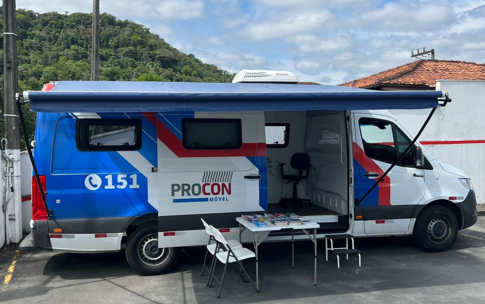 Comunidade do Testo Salto é atendida pelo Procon Móvel