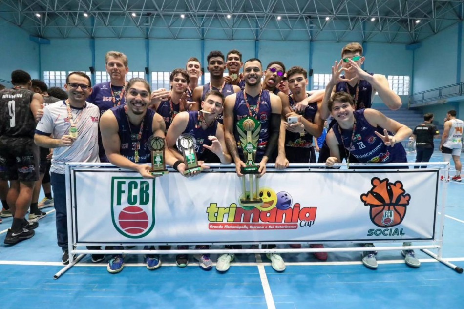 Basquete masculino de Blumenau é bicampeão Catarinense na categoria sub-22