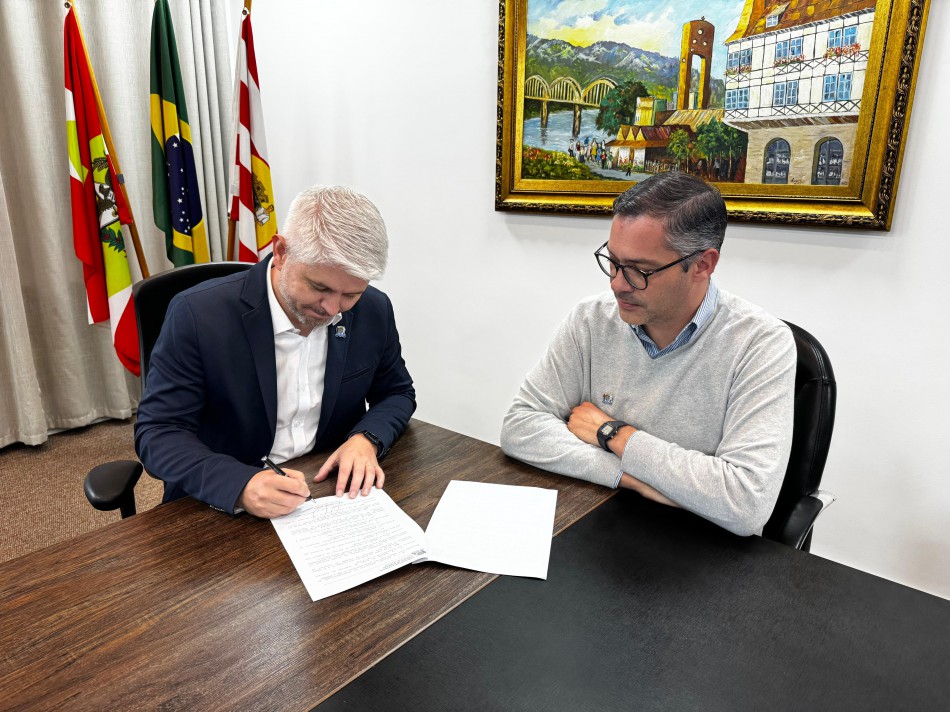 Prefeitura de Blumenau revoga 5º aditivo contratual com BRK Ambiental após nova auditoria