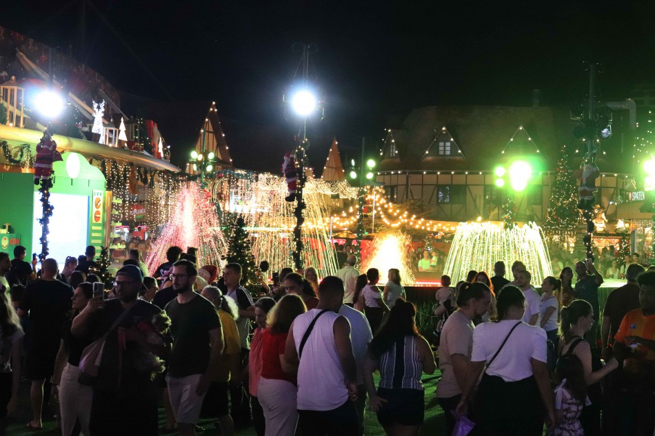 Programação de Natal segue em Blumenau até dia 11 de janeiro