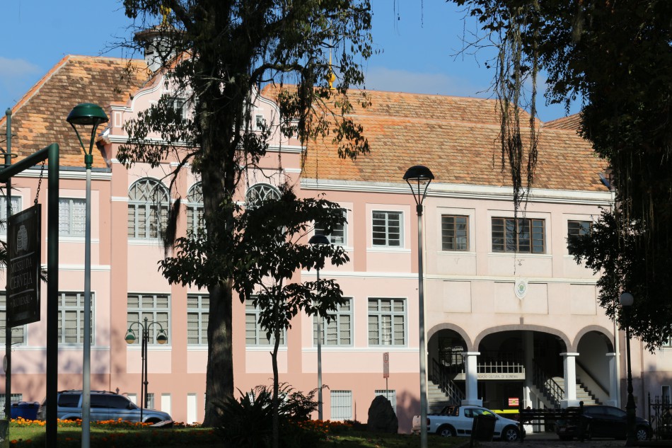 Blumenau começa a preparar o desfile dos 174 anos