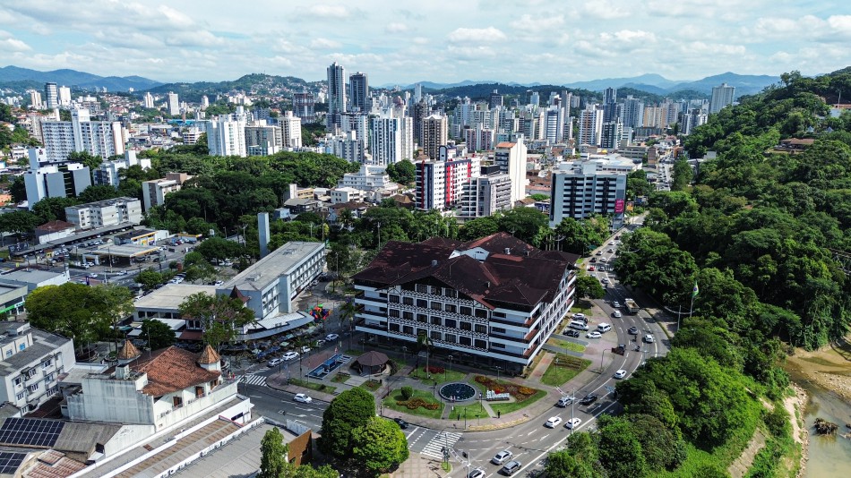 Prefeitura de Blumenau em regime de plantão nesta Sexta-feira Santa e na segunda-feira, Dia de Tirandentes