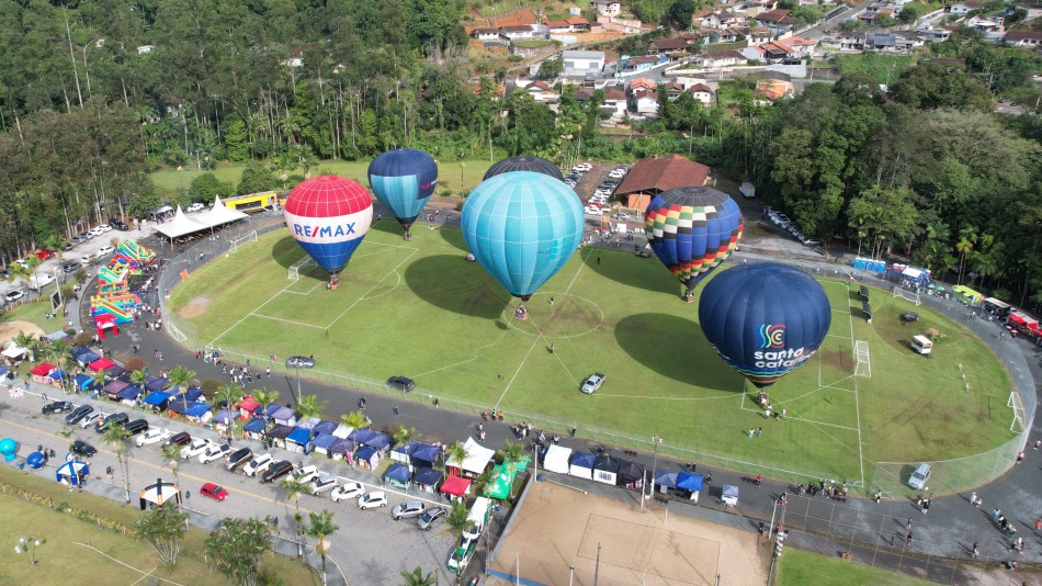 ¿Vem pro Parque¿ estreia com sucesso em Blumenau e reúne mais de  10 mil pessoas no Garcia