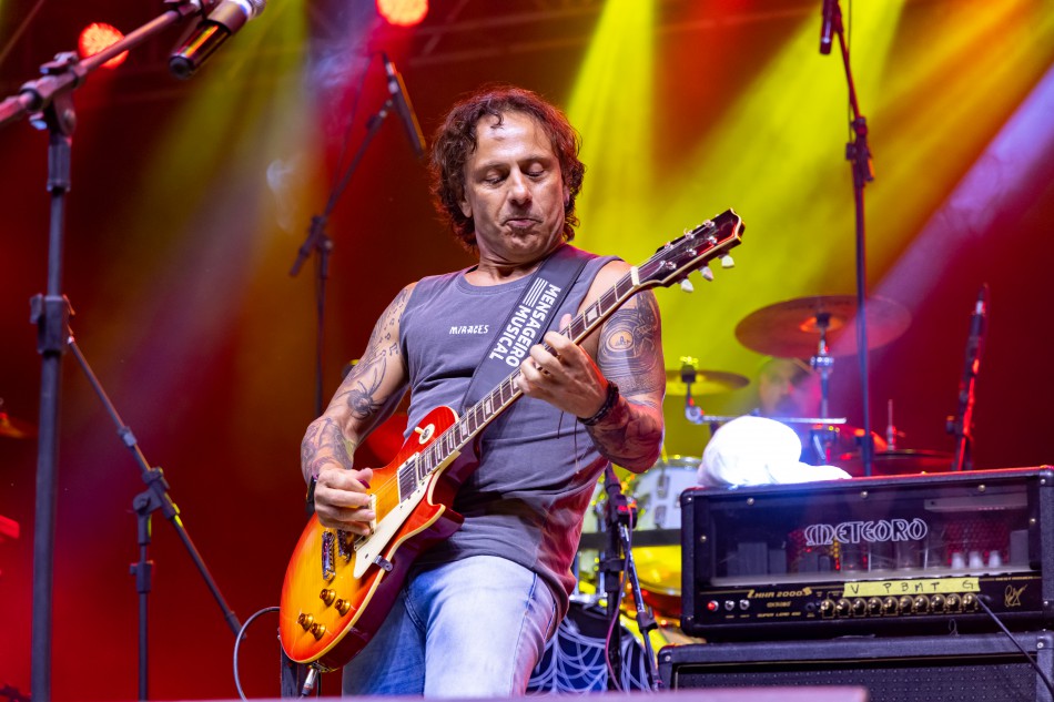 Festival Brasileiro da Cerveja traz Dazaranha e une rock e cultura cervejeira em Blumenau