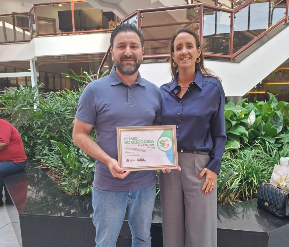 Blumenau recebe prêmio estadual por boas práticas na assistência social