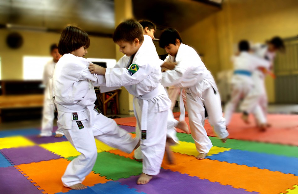 Esporte gratuito para milhares de jovens: Iniciação Esportiva abre inscrições em Blumenau